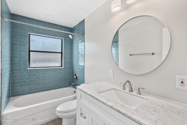 Building Photo - 1375 Crevalle Ave