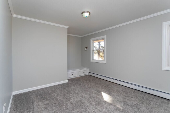 Building Photo - Spacious Country Retreat on 5.5 Acres | Barn, Deck & Pikes Peak View!!