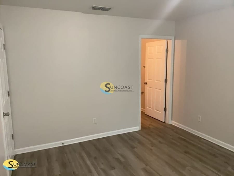 Building Photo - 8337 Homeport Ct