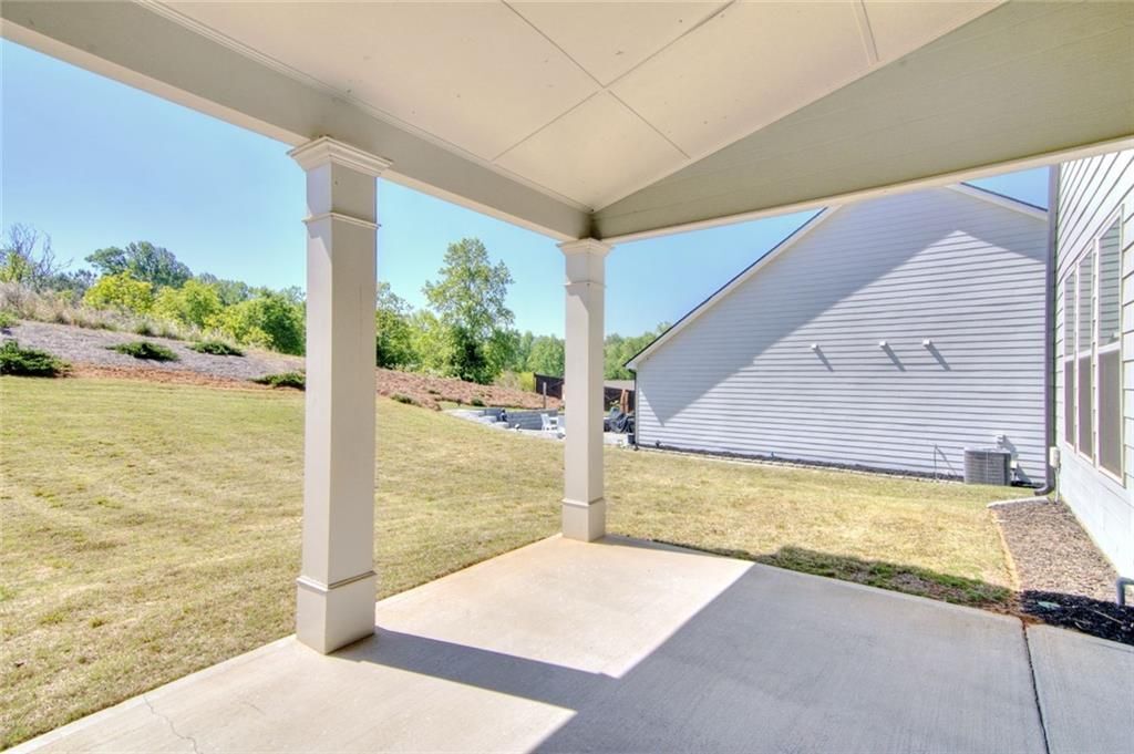 Building Photo - 7107 Branch Creek Cove
