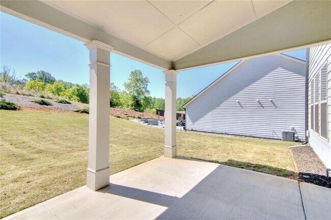 Building Photo - 7107 Branch Creek Cove