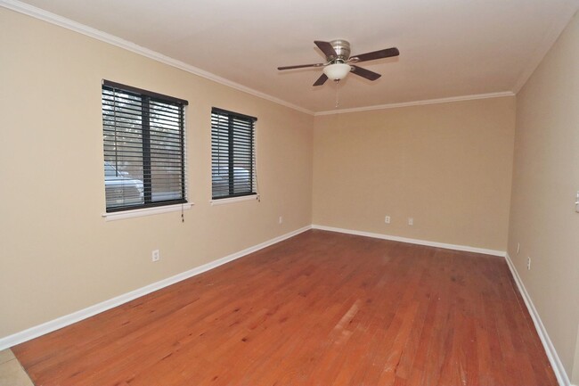 Building Photo - 3 Bedroom, 2.5 Bath in Point Arcadia - Ava...