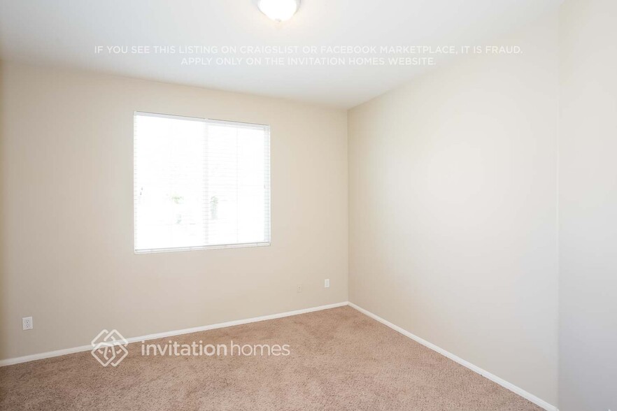 Building Photo - 655 Cedar View Dr
