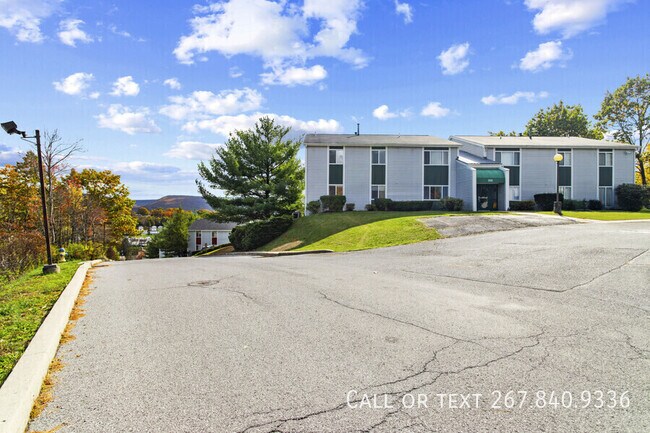 Building Photo - 200 College Park Dr