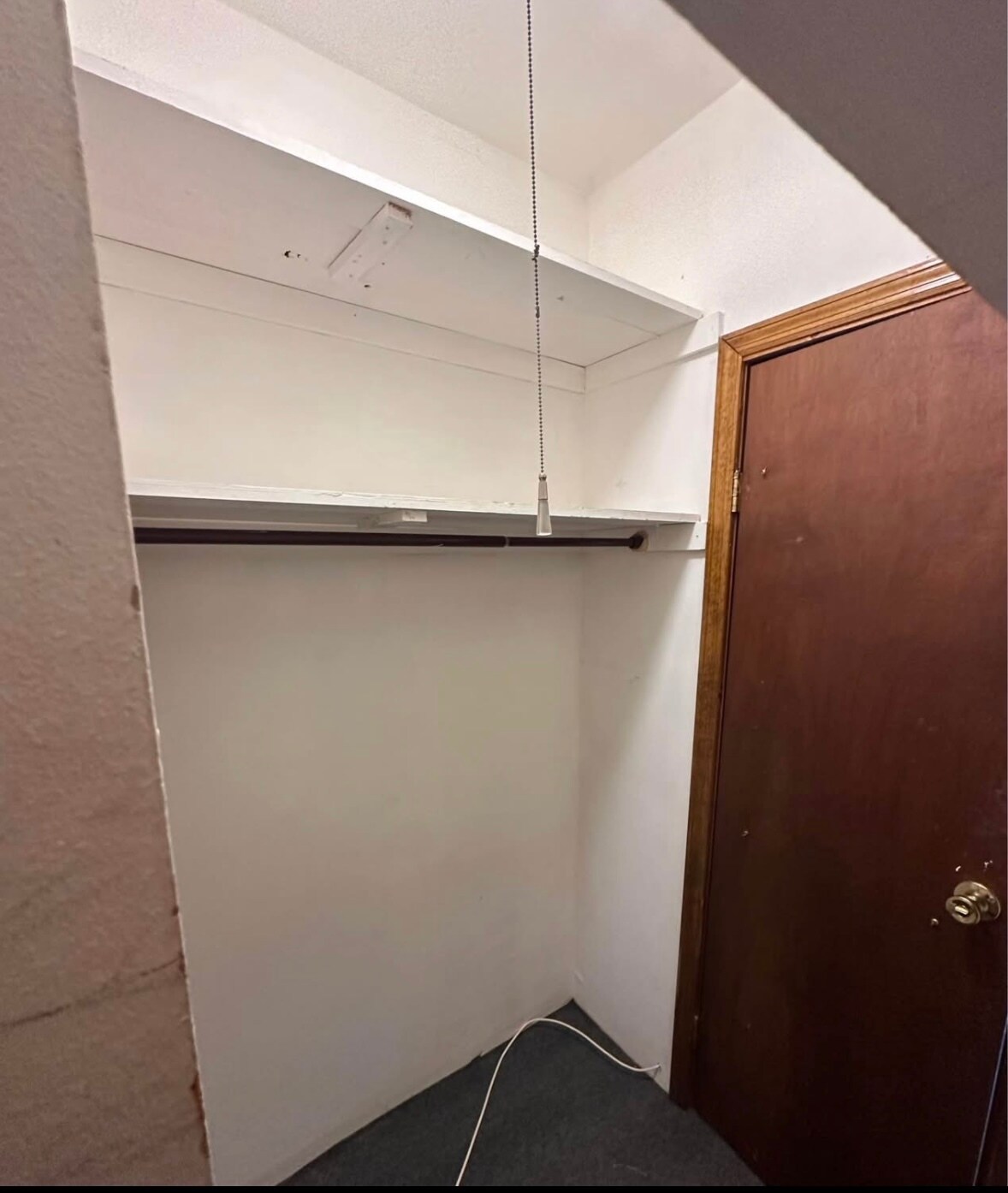 Building Photo - 17 Towne Ln