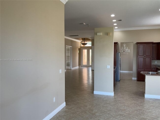 Building Photo - 9329 Via Grande W