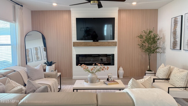 Building Photo - 1790 Mathews Manor Dr