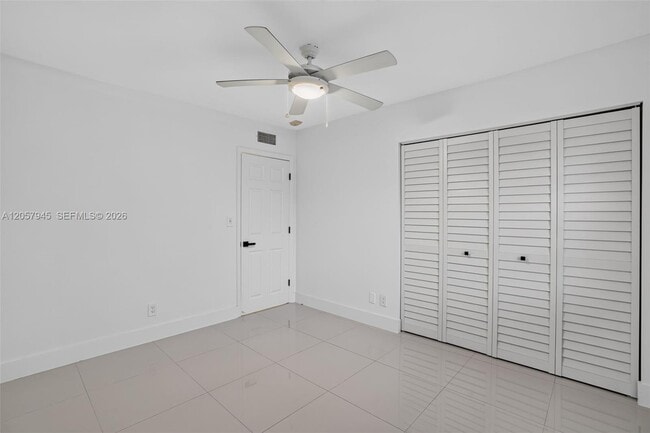 Building Photo - 13707 SW 91st Ct
