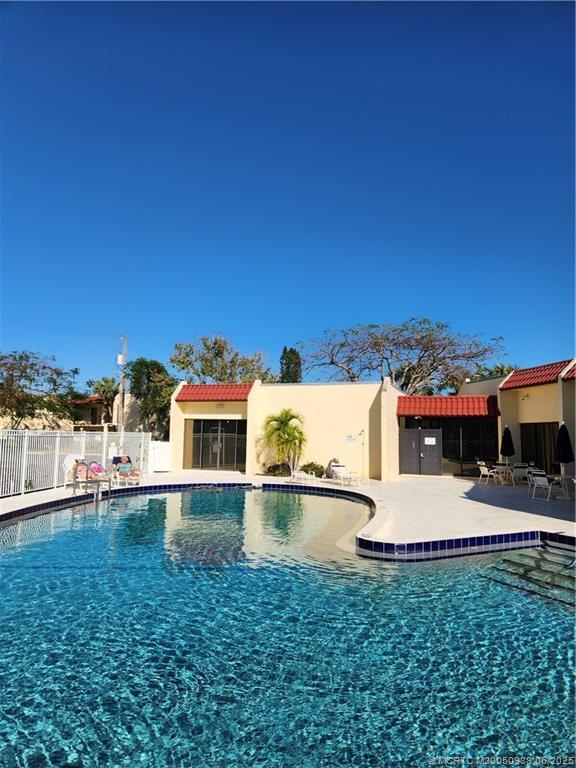 Building Photo - 2050 Oleander Blvd