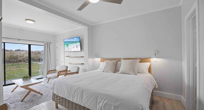 Building Photo - 460 Abalone Ct