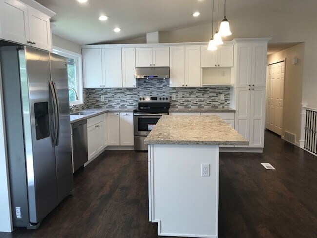 Primary Photo - Beautifully remodeled 2 Story SFH 4 BD 2.5...