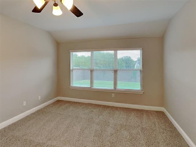 Building Photo - 405 Bentley Dr