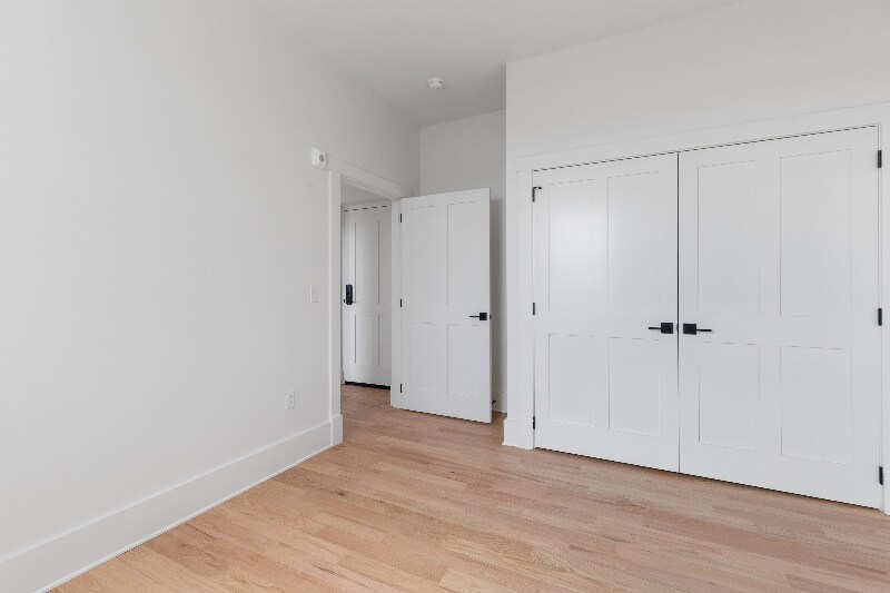 Building Photo - 31 Hope St