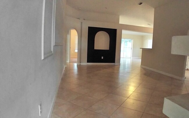 Building Photo - 14528 Lake Price Dr