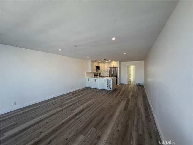 Building Photo - 6150 E Bayshore Walk