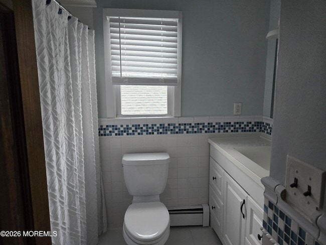 Building Photo - 713 Buchanan St