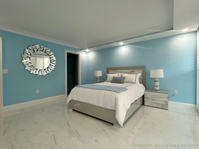 Building Photo - 405 S Ocean Blvd