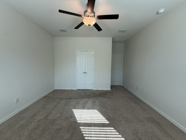 Building Photo - 783 Bayberry Ln