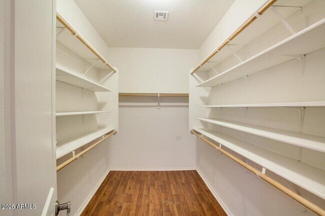 Building Photo - 8112 W Melinda Ln