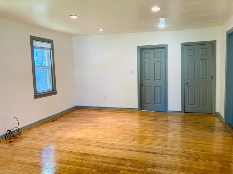 Building Photo - 1312 E Harry Ave