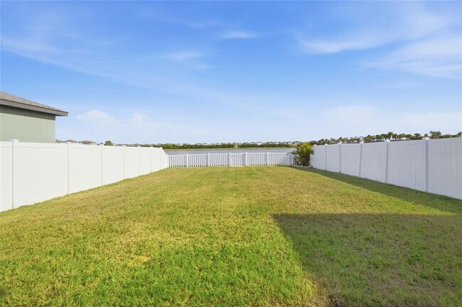 Building Photo - 831 Sunlit Coral St