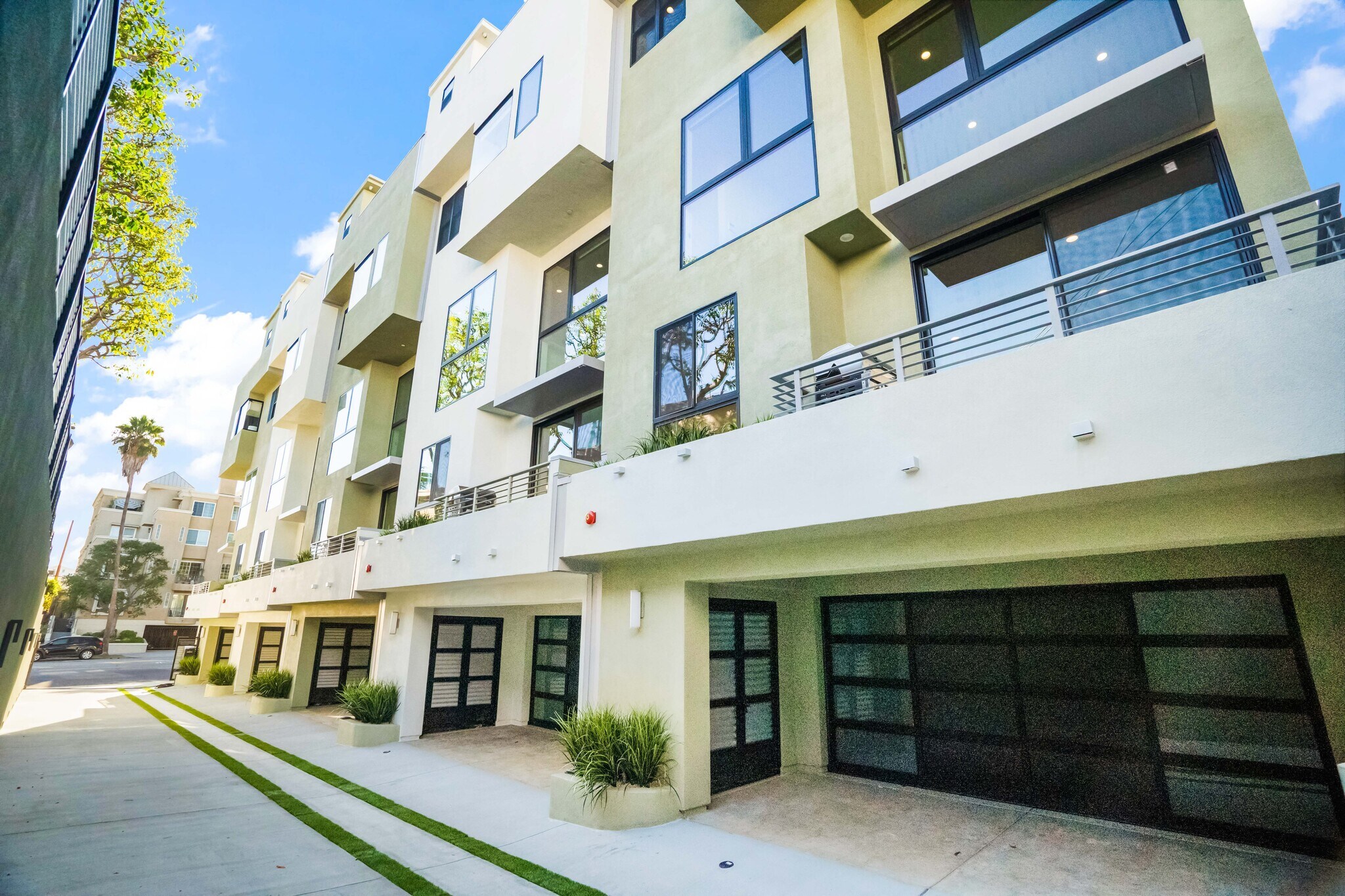 Building Photo - 10393 Tag Ln