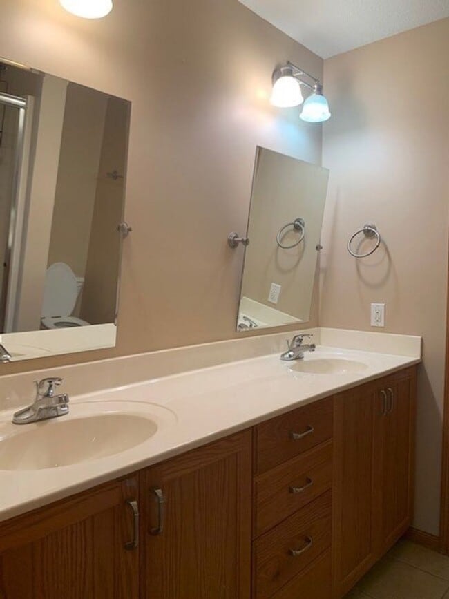 Building Photo - Italian Estates Property Management