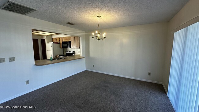 Building Photo - 2710 Park Pl Blvd