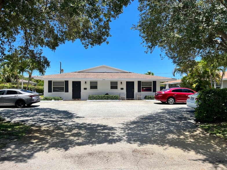 Building Photo - 3001 Albatross Rd