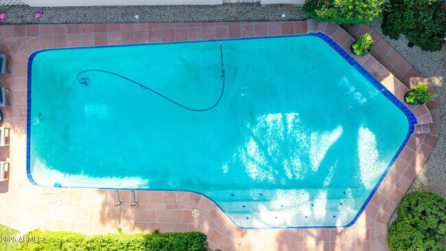 Building Photo - 14425 N Coral Gables Dr