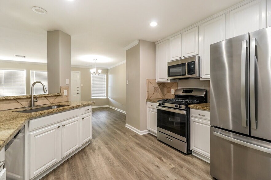Building Photo - 20923 Sedona Ranch Ln