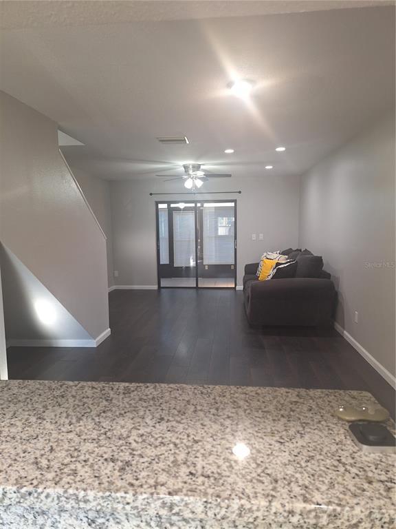 Building Photo - 3583 Whispering Oaks Ln