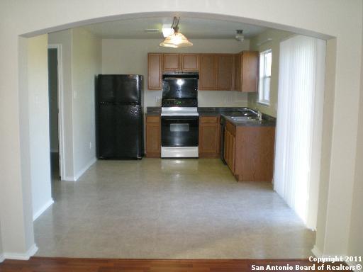 Building Photo - 9407 Hacienda Acres