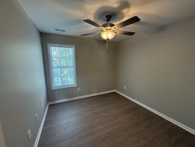 Building Photo - 1238 Masters Ln