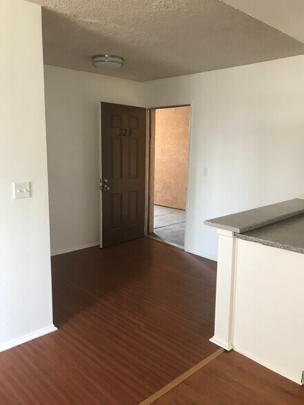 Building Photo - 11948 Hart St