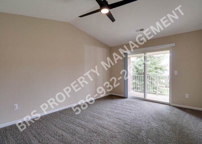 Building Photo - Clinton Township 2 bedroom 2 bath Condo