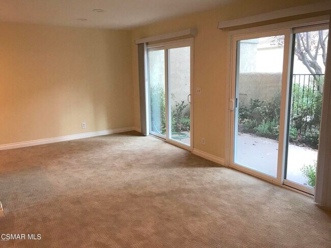 Building Photo - 3719 Summershore Ln