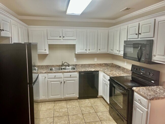 Building Photo - Huffaker Rd #240