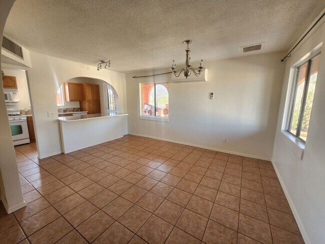 Primary Photo - LARGE 3 bedroom home