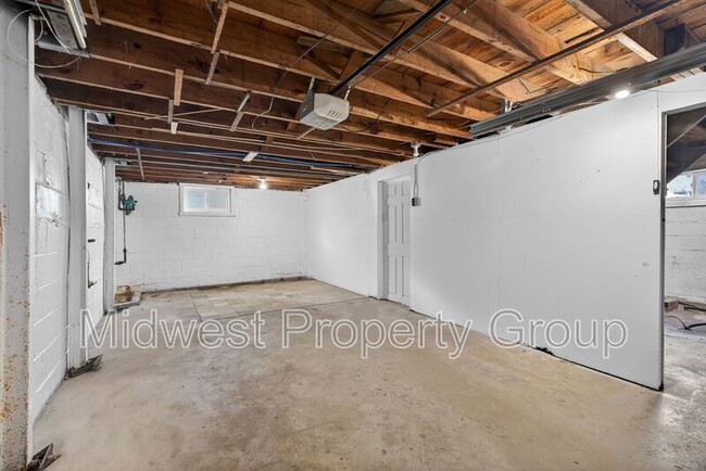 Building Photo - 7711 Brocton Ct