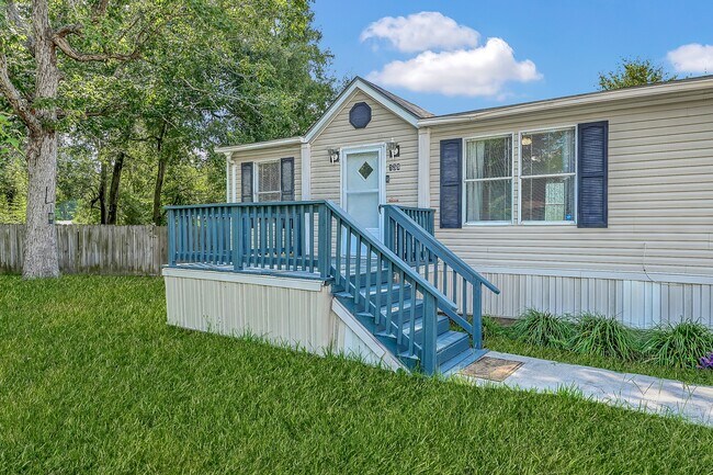 Building Photo - 139 Pegasus Ct
