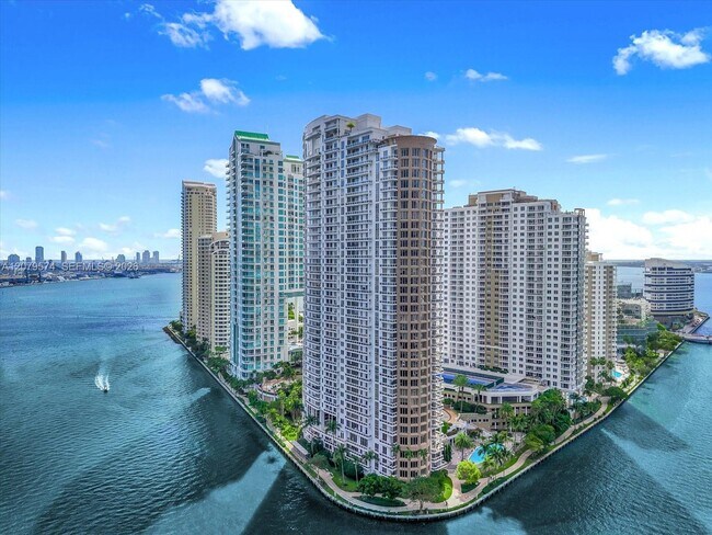 Building Photo - 901 Brickell Key Blvd
