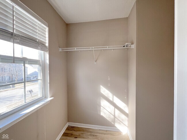 Building Photo - 14243 Holly Berry Cir