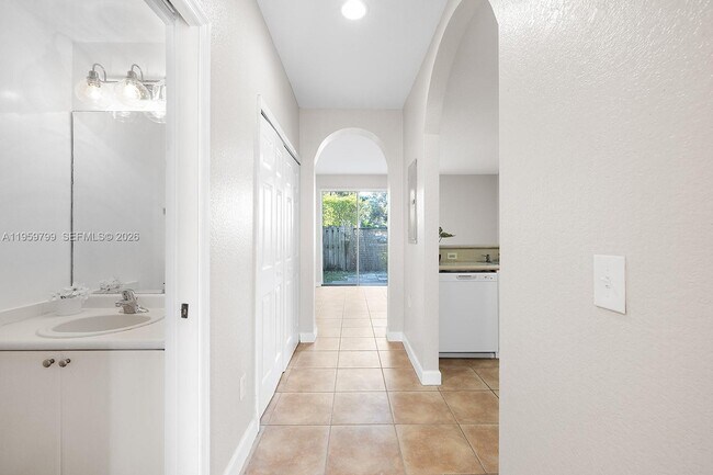 Building Photo - 3952 SW 157th Ave