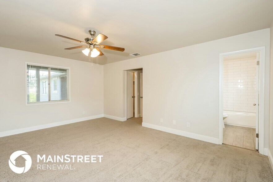 Building Photo - 2118 Trillo Rd SE