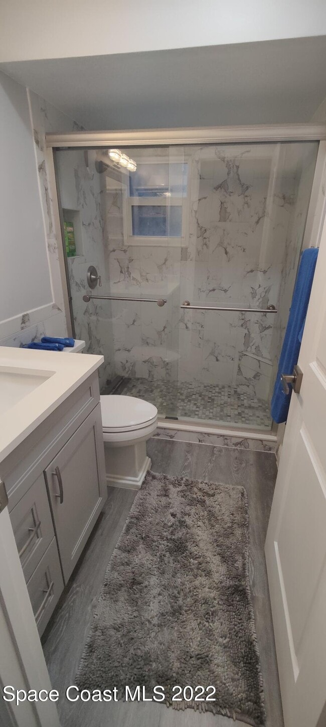 Building Photo - 100 Coral Way E