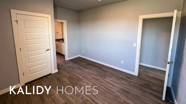 Building Photo - 102 Olde Ml Rd