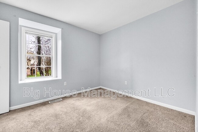 Building Photo - 4536 Reeves Pl