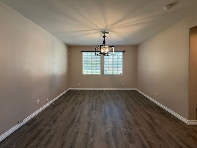 Building Photo - Ana Verde 3 bedroom