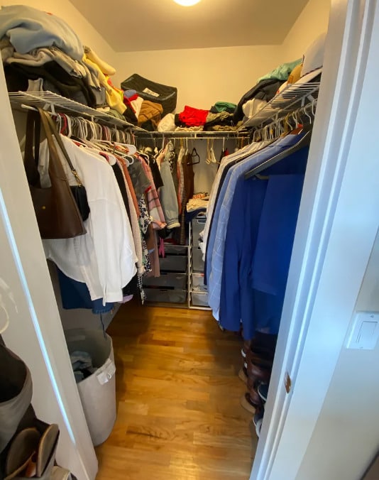 Building Photo - 2151 W Evergreen Ave